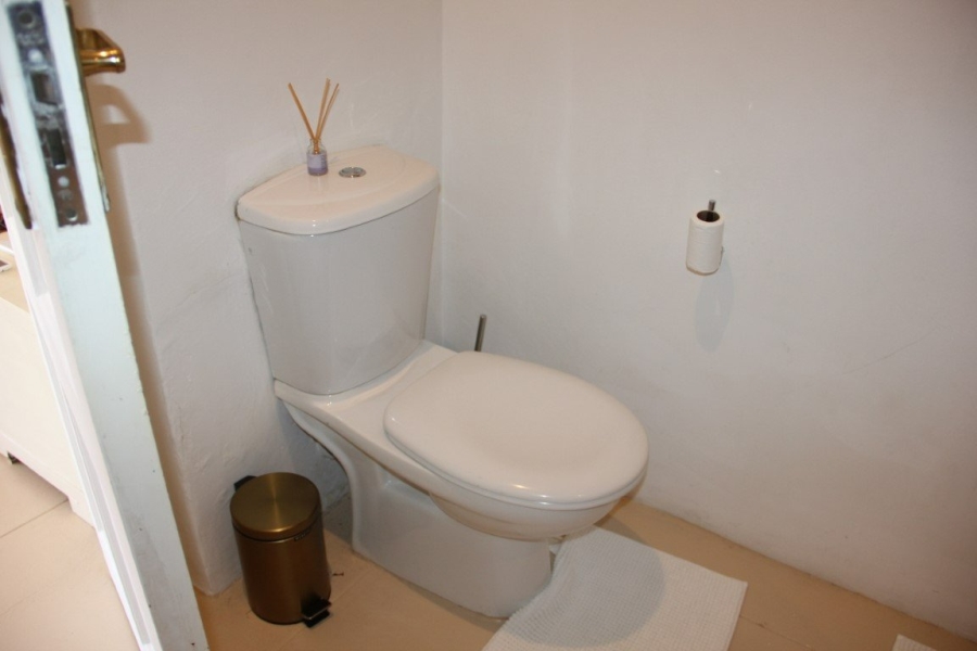 To Let 2 Bedroom Property for Rent in Rome Glen Western Cape